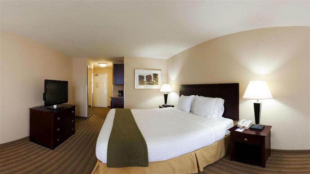 Holiday Inn Express Fresno River Park Highway 41 By Ihg Bagian luar foto