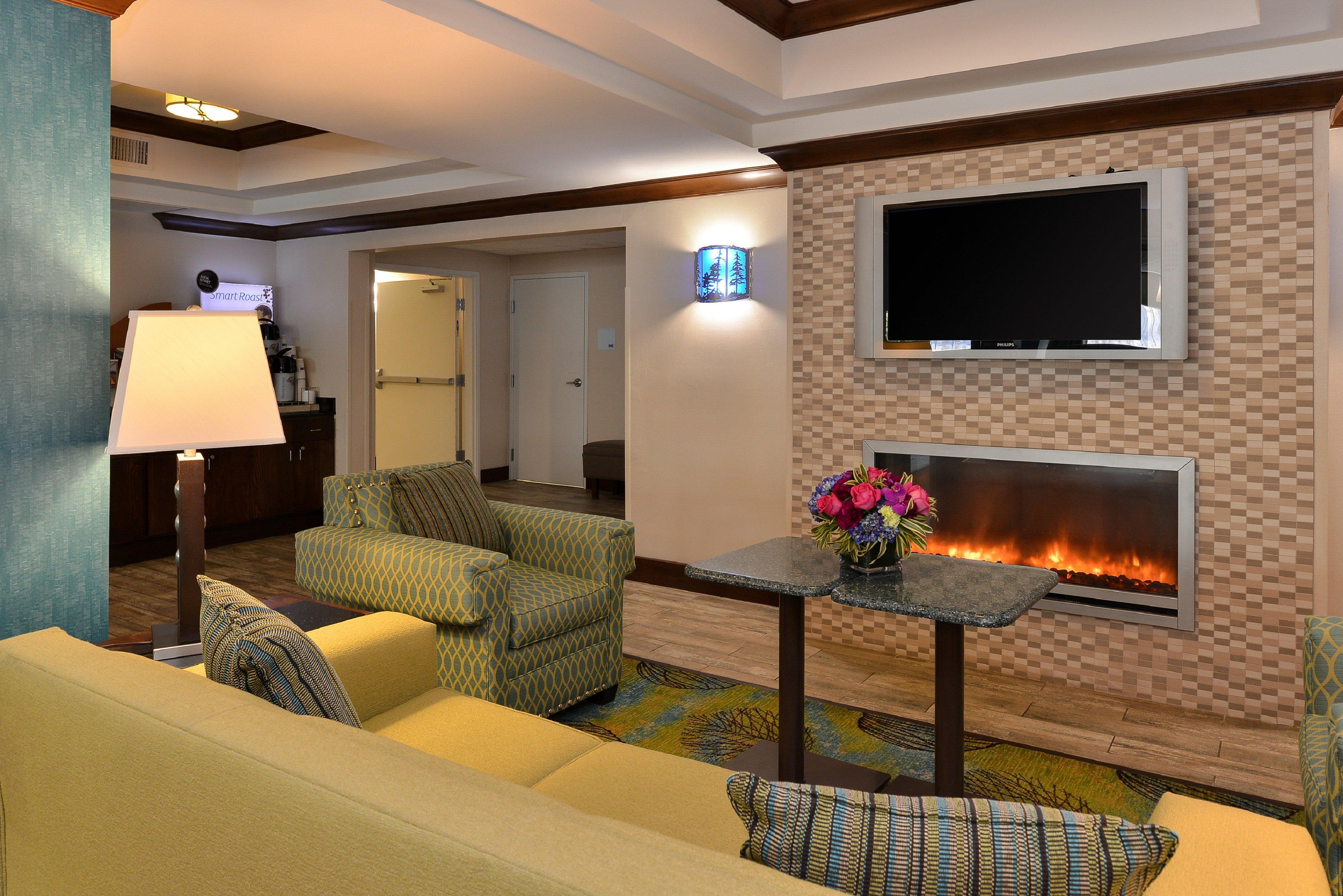 Holiday Inn Express Fresno River Park Highway 41 By Ihg Bagian luar foto