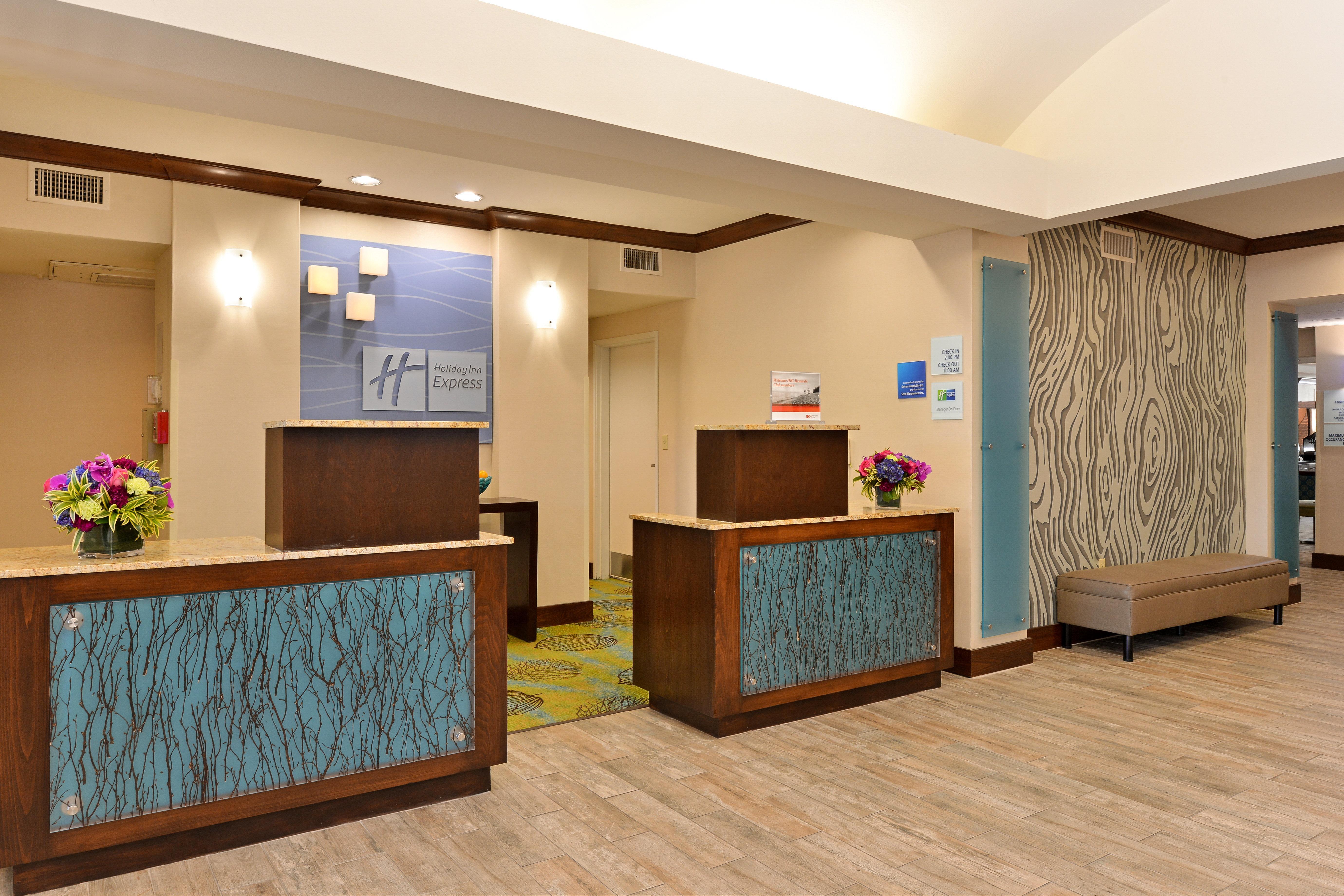 Holiday Inn Express Fresno River Park Highway 41 By Ihg Bagian luar foto